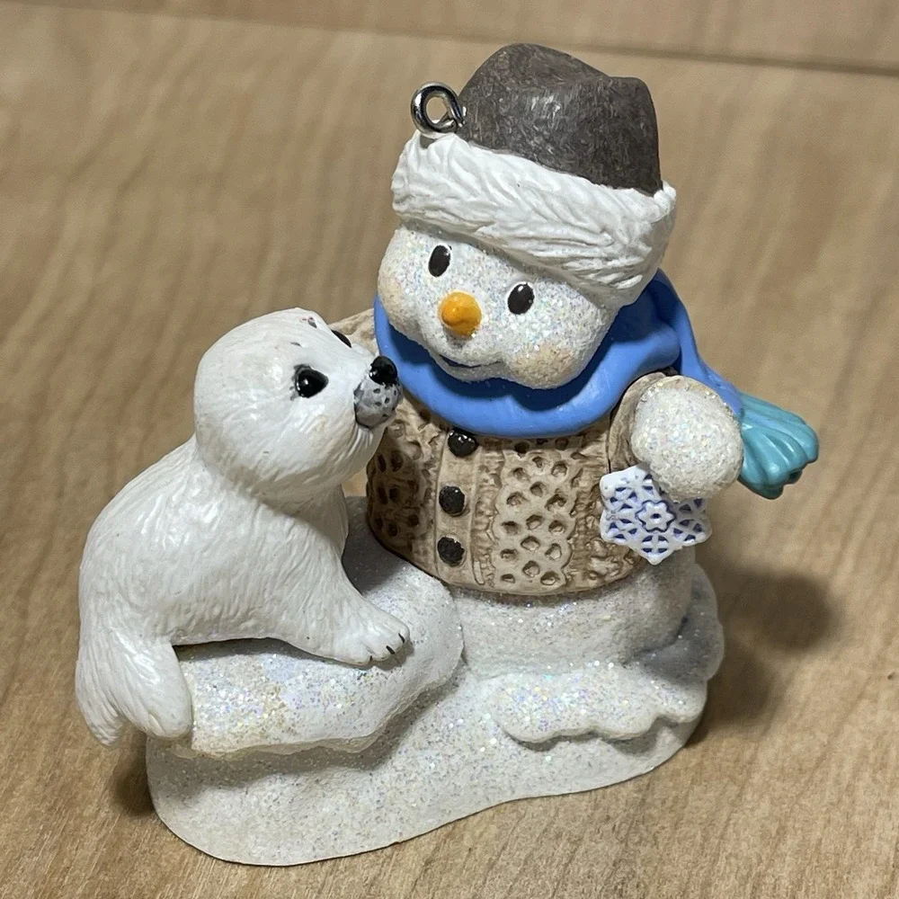 Hallmark Keepsake Ornaments 2006 Sweet Shop 2009‎ Snow Buddies 2010 Wish List